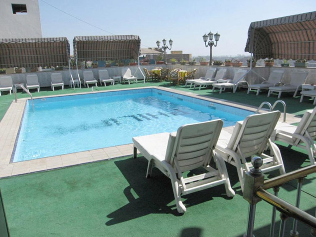 PHILIPPE LUXOR HOTEL